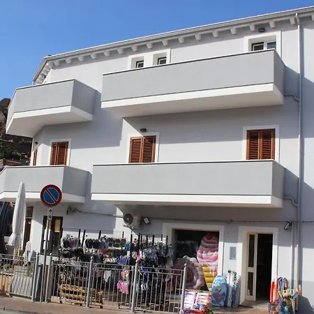 Bed & Breakfast Piazza Nuova *