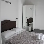 B&B Piazza Nuova 카스텔사르도