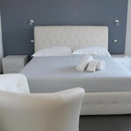 Piazza Nuova Bed & Breakfast *