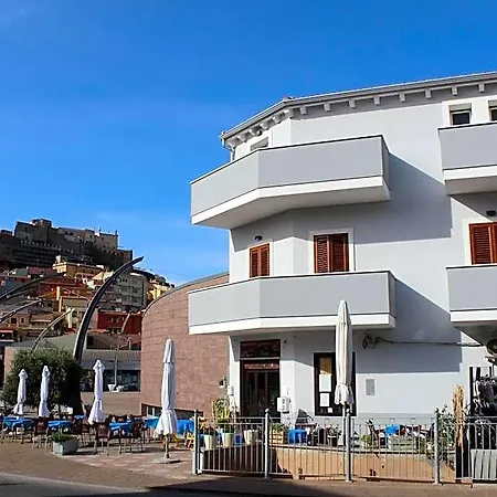 Piazza Nuova Bed & Breakfast
