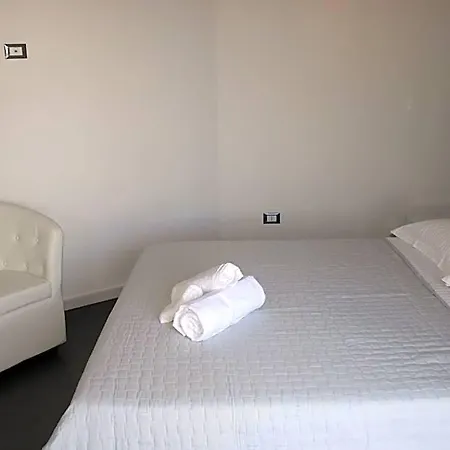 Piazza Nuova Bed & Breakfast