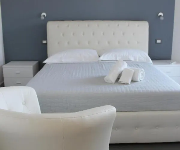 Piazza Nuova Bed & Breakfast *